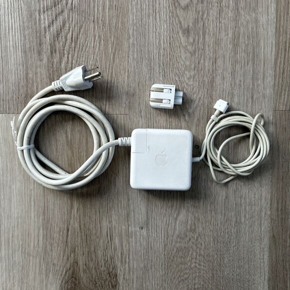 Genuine Apple 60W MacBook Pro MagSafe Power Adapter Charger A1184 Works READ - Picture 1 of 8